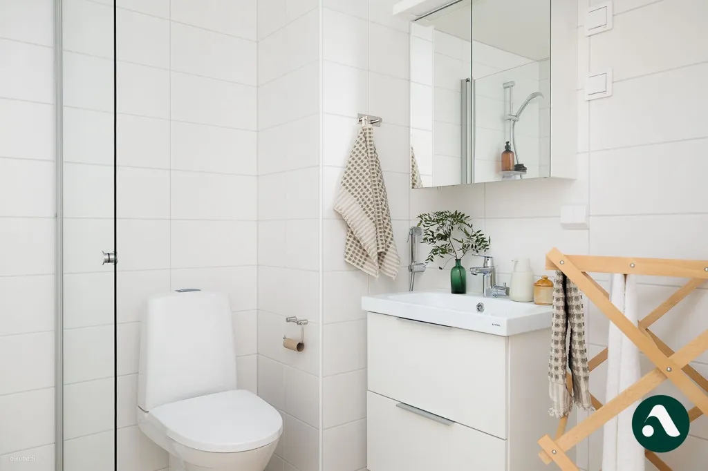 Bagni - Modern Studio with Balcony in Lamminpää, Tampere