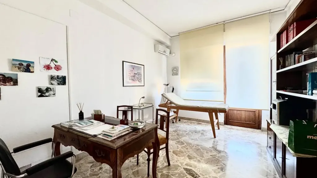 Kabinet - Apartment with Balcony in Central Palermo