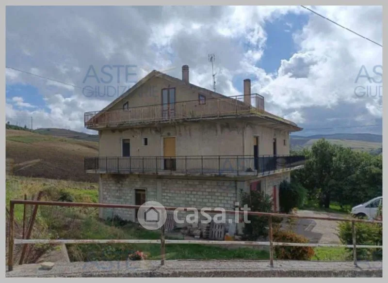 Välivaade - Villa with Terrace and Garden in Filiano