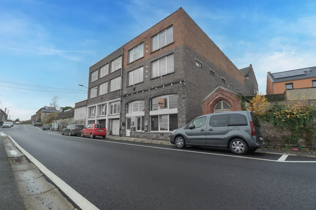 Esterno - Flat with Balcony and Office in Clearing View