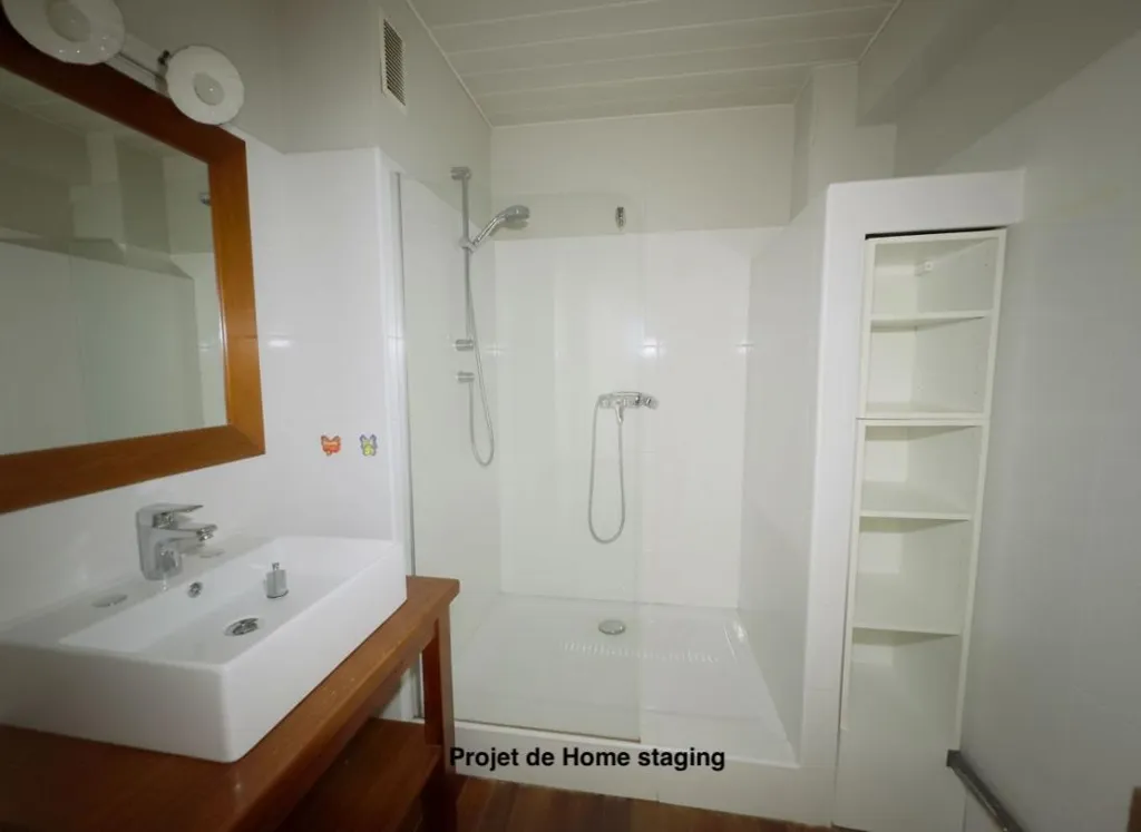 Salles de bain - Appartement T3 avec Terrasse à Nîmes Talabot