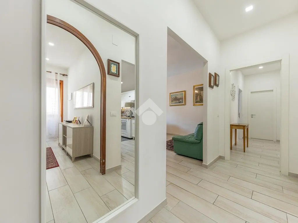 Esik - Triplex with Terrace in Torre Maura, Rome