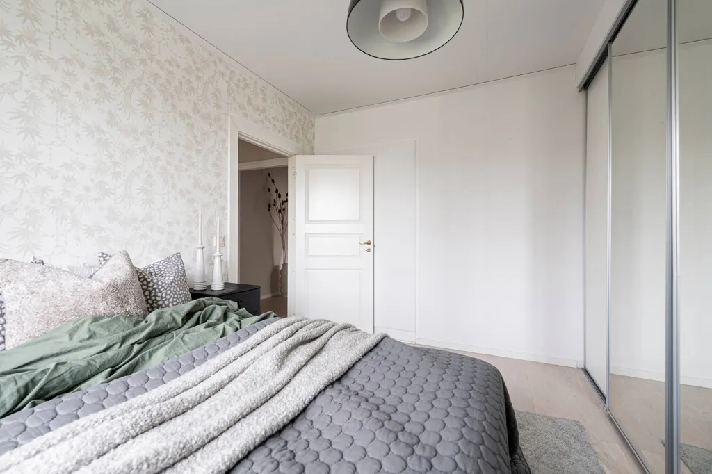 Bedrooms - Apartment with Balcony in Västmanland