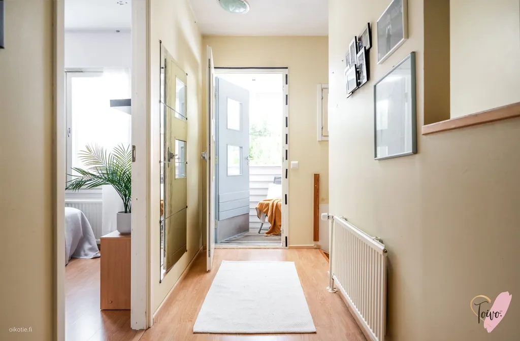 Esik - Three-Bedroom House with Garden in Maikkula, Oulu