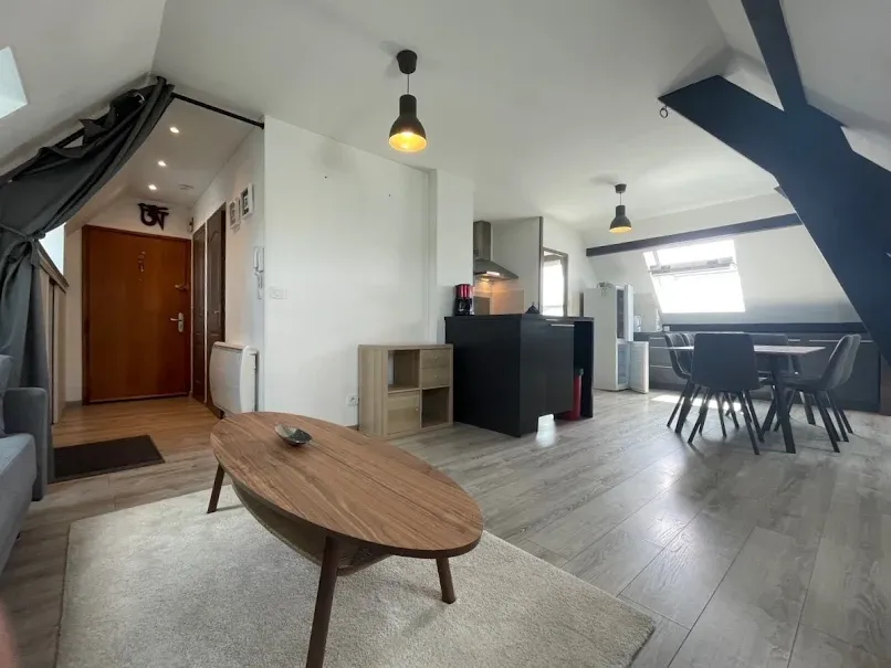 Elutuba - Furnished Flat with Balcony in Beaune