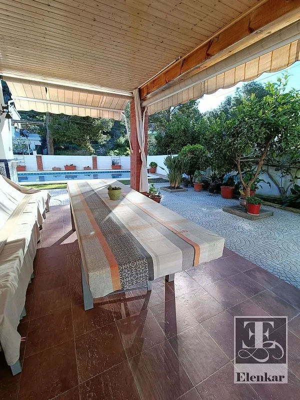 Terrass - Chalet with Pool in Segur de Calafell