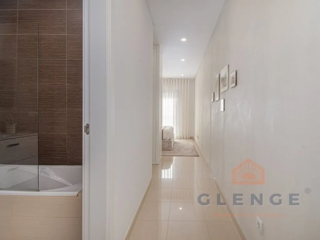 Vannitoad - Luxury Apartment with Terrace in Quarteira