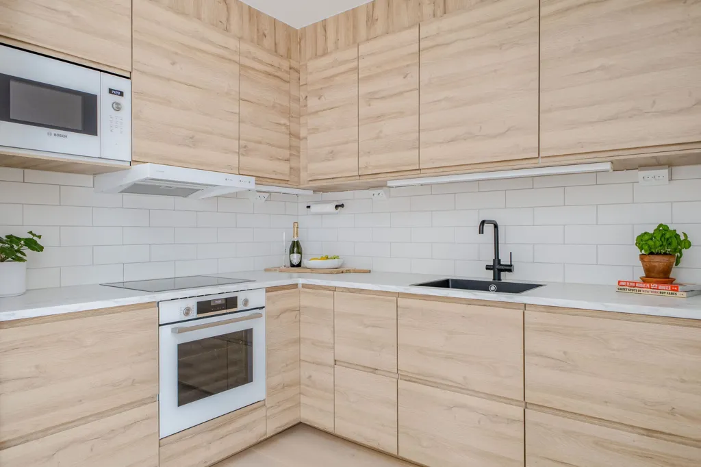 Kitchen - Modern Flat with Balcony in Källtorp, Västerås