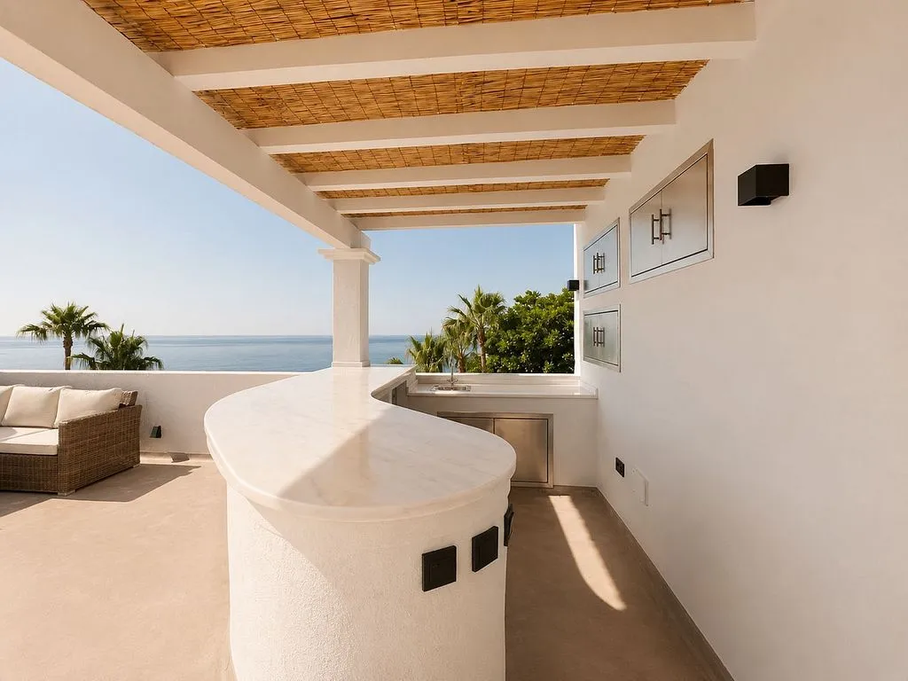 Terrazza - Duplex with Sea View and Pool in Estepona