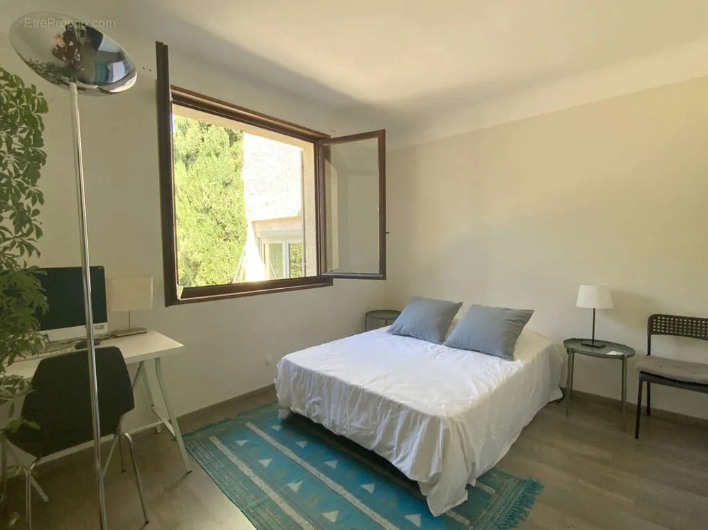 Chambres - Maison avec Piscine et Vue Jardin à Uzès
