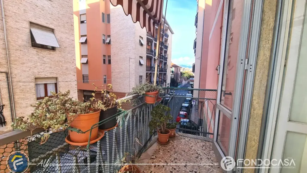 Balcon - Apartment with Two Balconies in Albenga