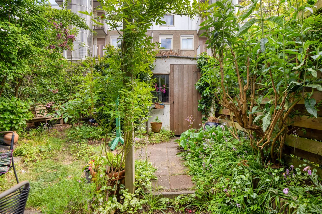 5 magamistoaga maja asukohas Leiden