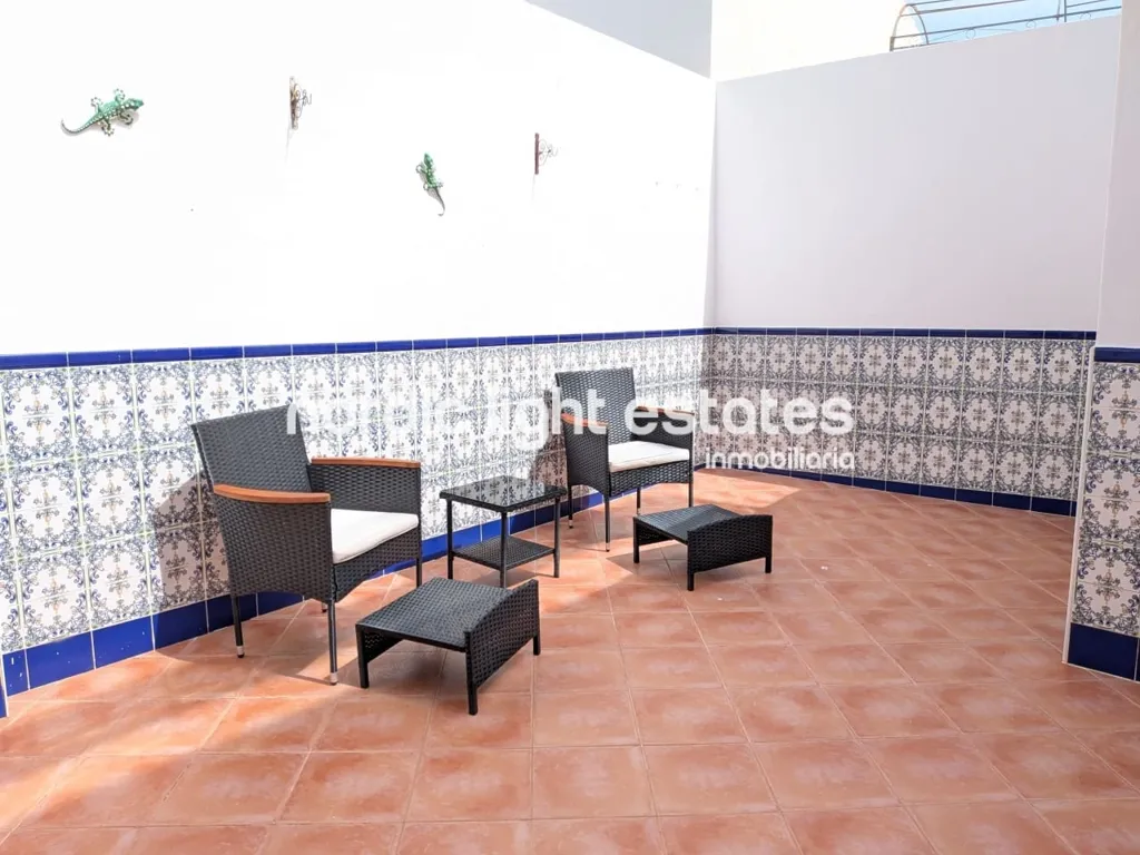 Terrass - Ground Floor Flat with Patio in Nerja Centre