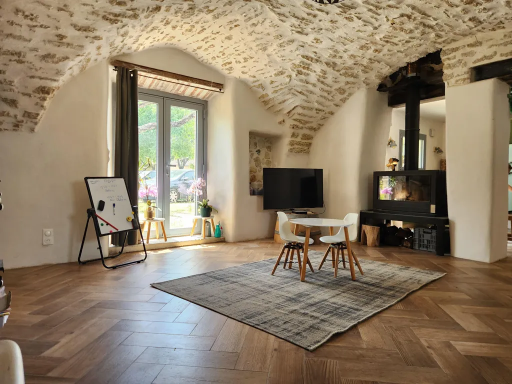 Soggiorno - Stone House with Garden in Sérignan-du-Comtat