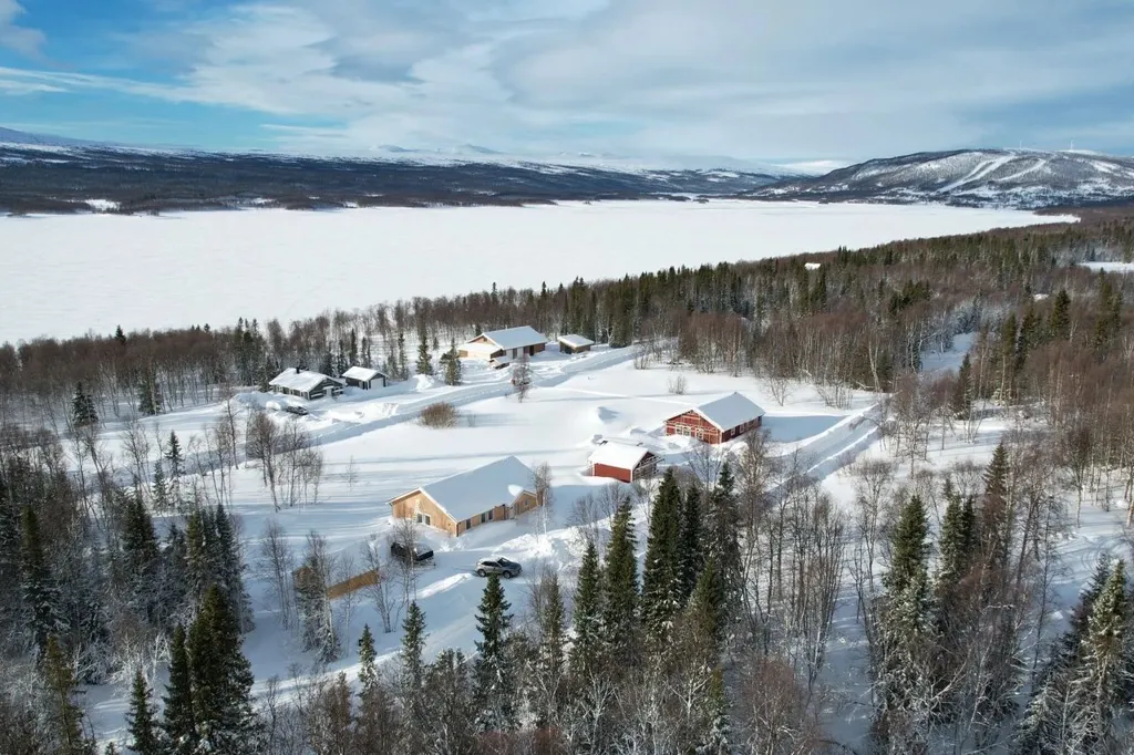 Õhuvaade - Plot with Mountain View in Västra Lövberg