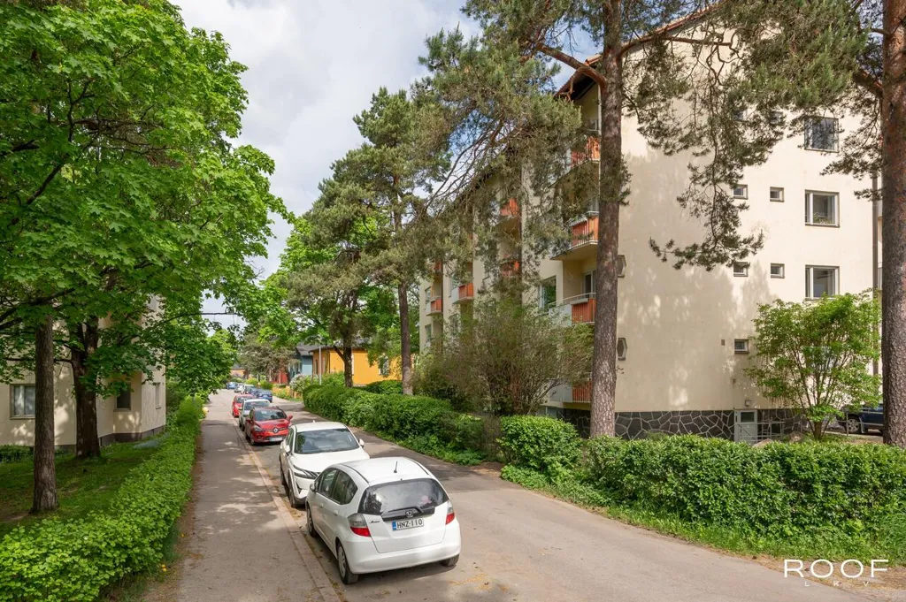 Välivaade - Triplex with Balcony in Helsinki Olympiakylä