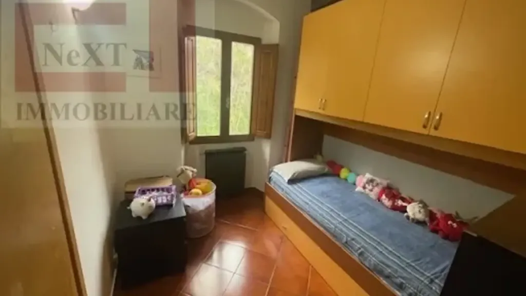 Chambres - 3-Bedroom Apartment in Quiet Centre, Rignano
