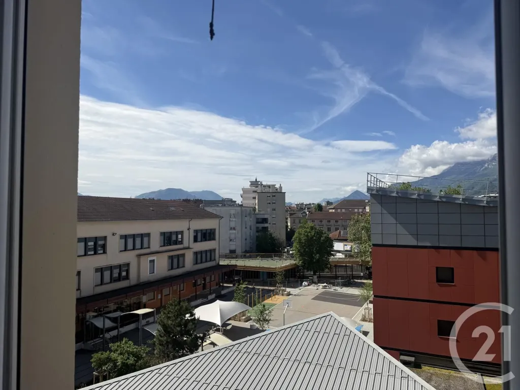 Balcon - Appartement T3 avec Ascenseur au Centre de Grenoble