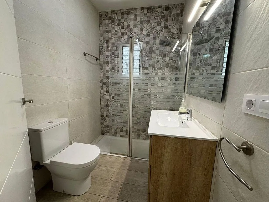 Salles de bain - Chalet with Terrace in Aldaia