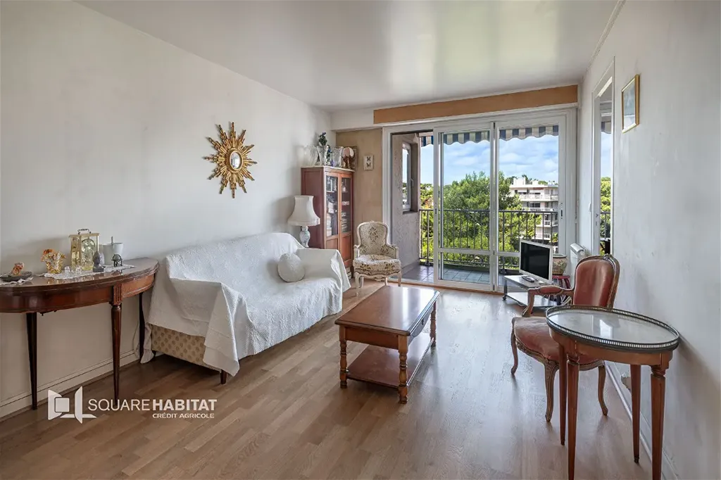 Elutuba - 3-Bed Apartment with Terrace in La Baule