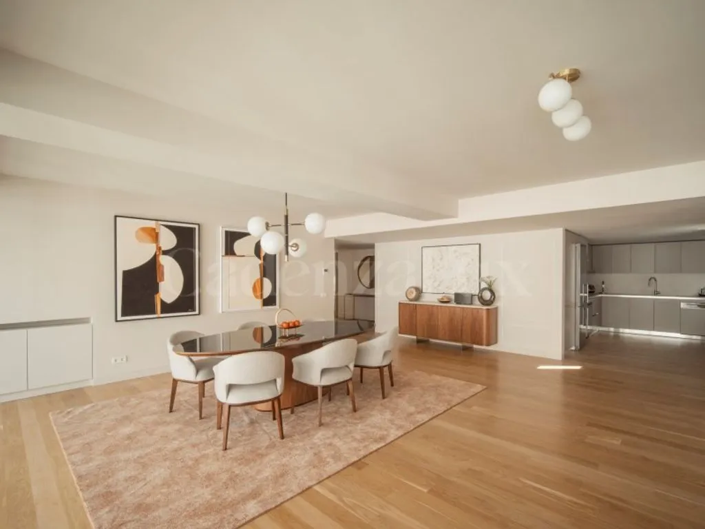 Sala da pranzo - Luxury Flat with Balconies in Lisbon