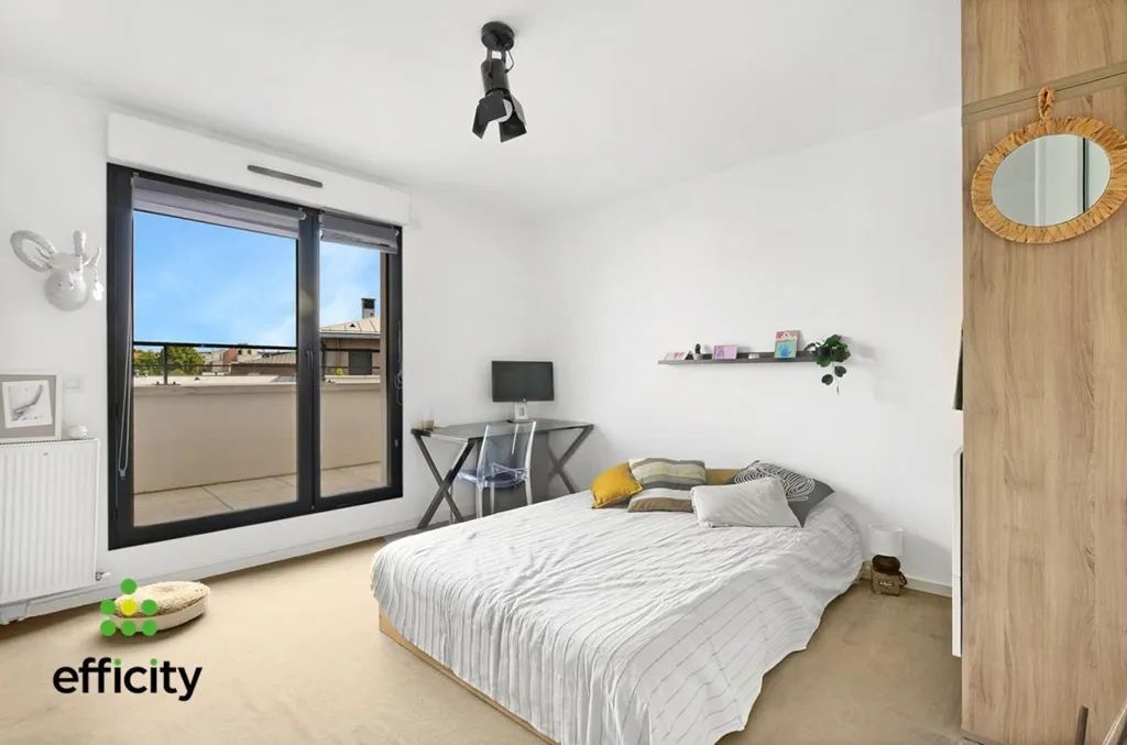 Chambres - Appartement Familial avec Terrasses à Ermont