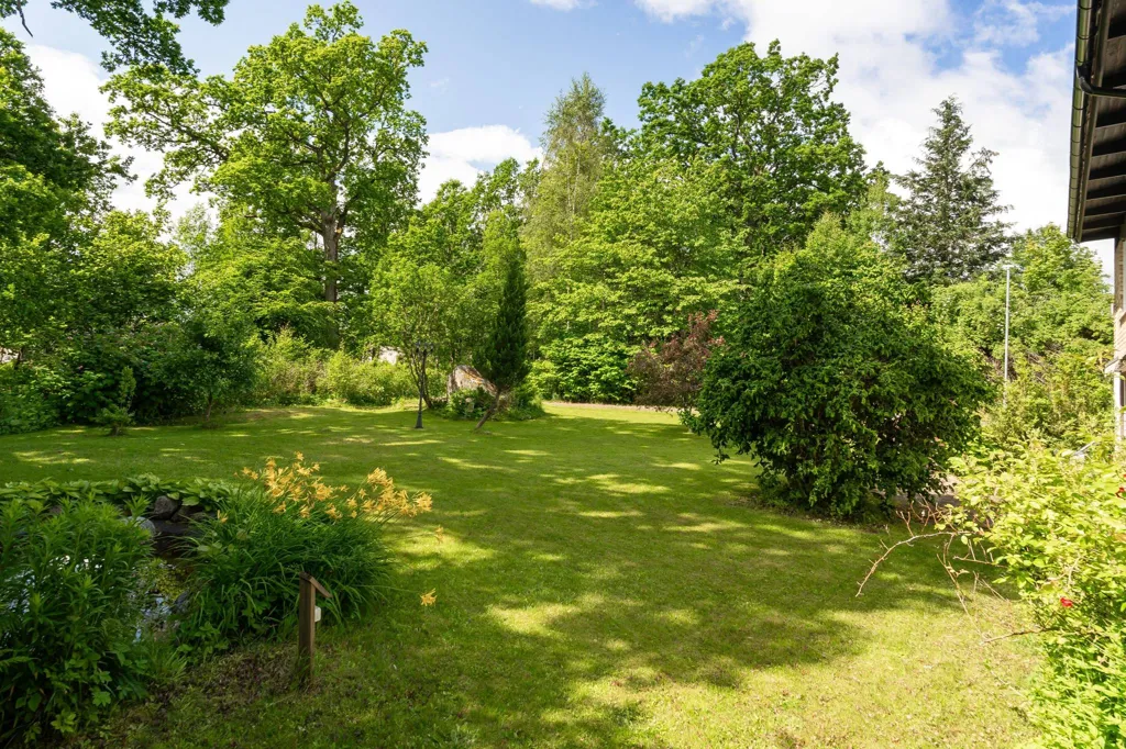 Jardin - 1-Storey Villa with Garden in Mullsjö