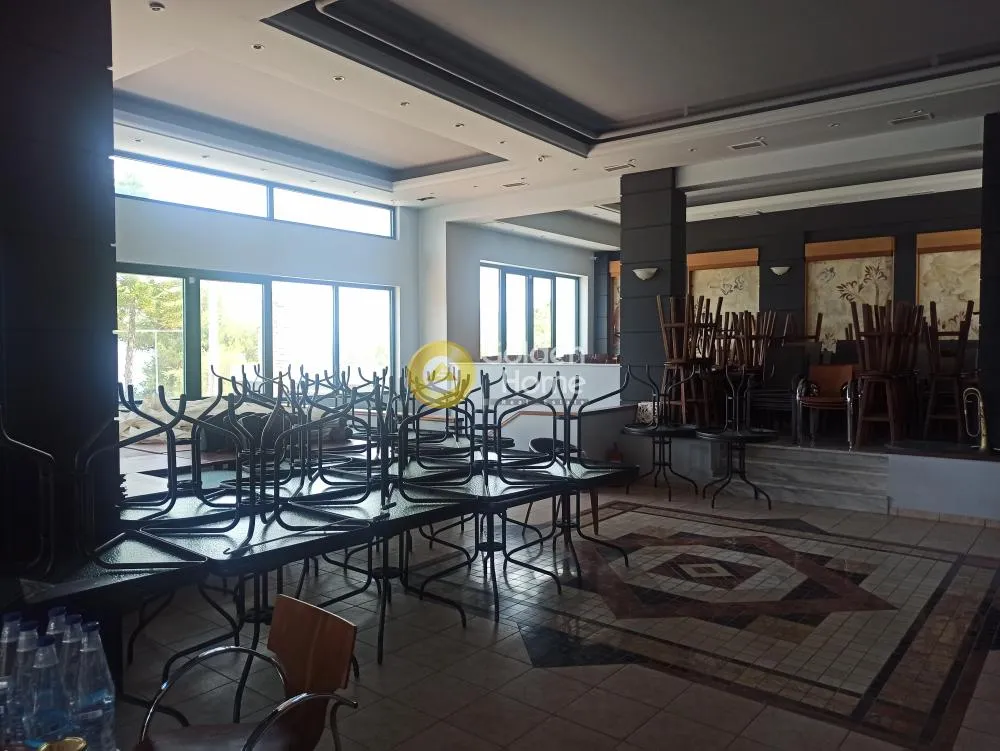 Sala da pranzo - Luxury Building with Terrace in Salamina
