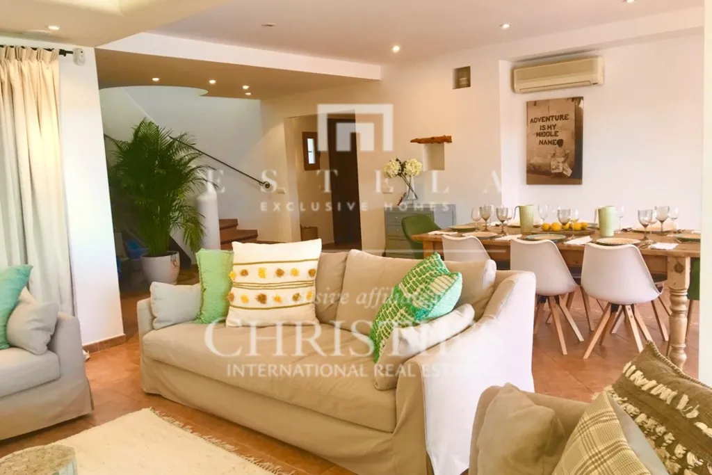 Elutuba - Villa with Pool between Ibiza and Salinas Beach