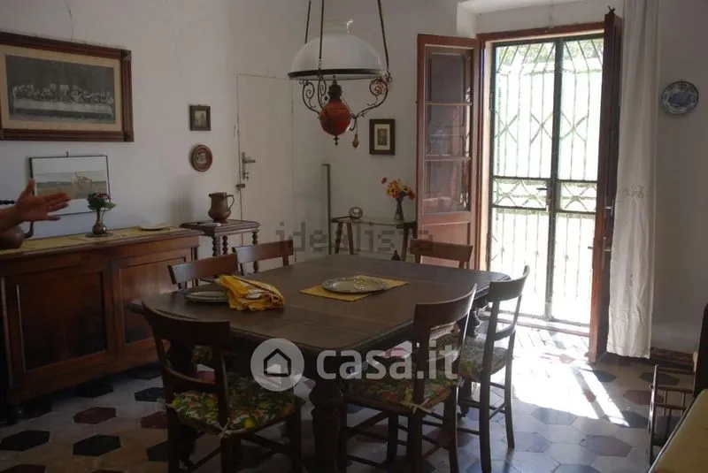 Söögituba - Historic Villa with Garden in Cecina