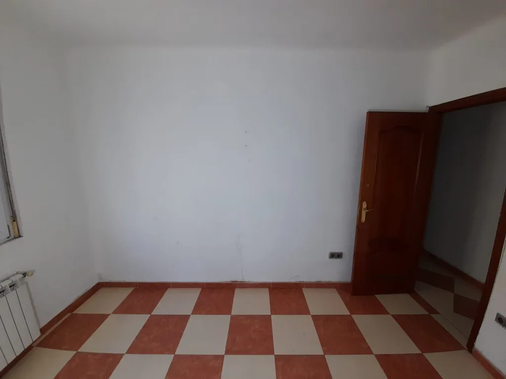 Toad - Apartment with Metro Access in La Chopera, Madrid