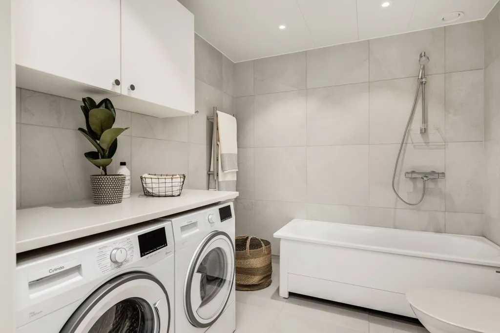 Salles de bain - Apartment with Modern Amenities in Linköping