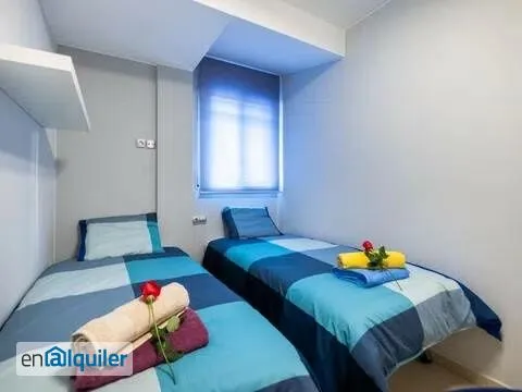 Chambres - Modern Flat with Parking in Cornellà Centre