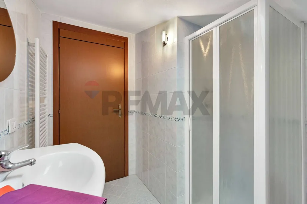 Vannitoad - Triplex with Balcony in Carpiano