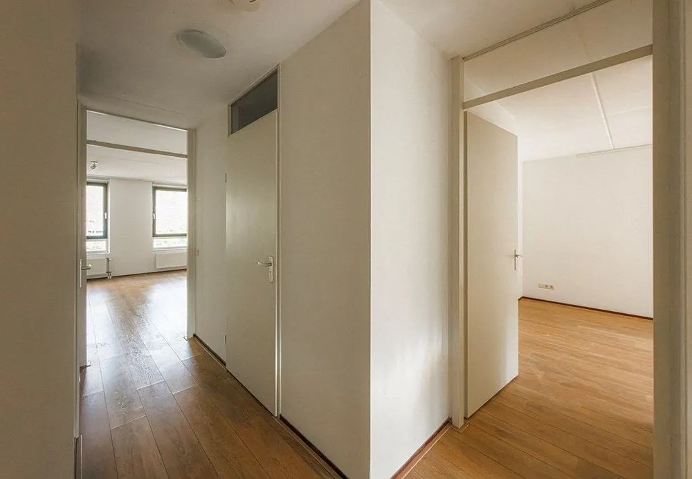 Esik - 3-Bedroom Apartment in Heemstede