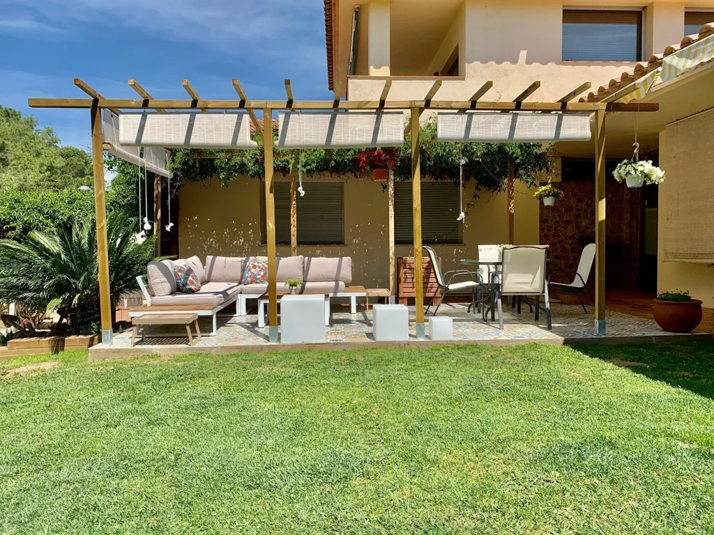 Terrasse - Luxury Detached House with Pool in L'Escala