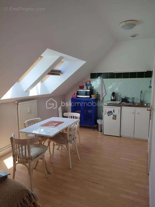 Salle à manger - Studio dans Résidence Services à Verrières-le-Buisson