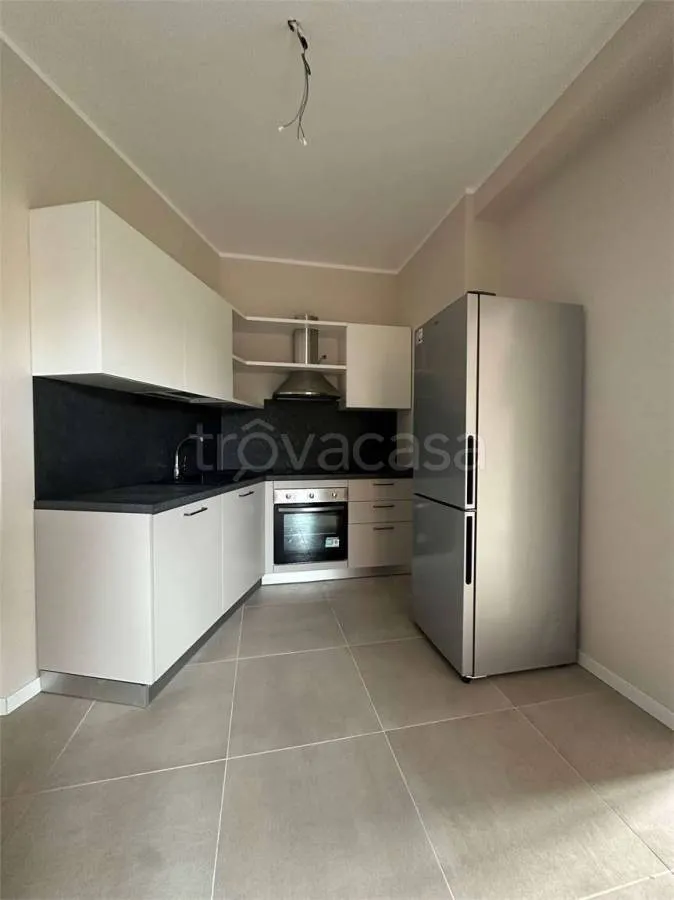 Cucina - Rented Flat with Balcony in Oleggio Centre