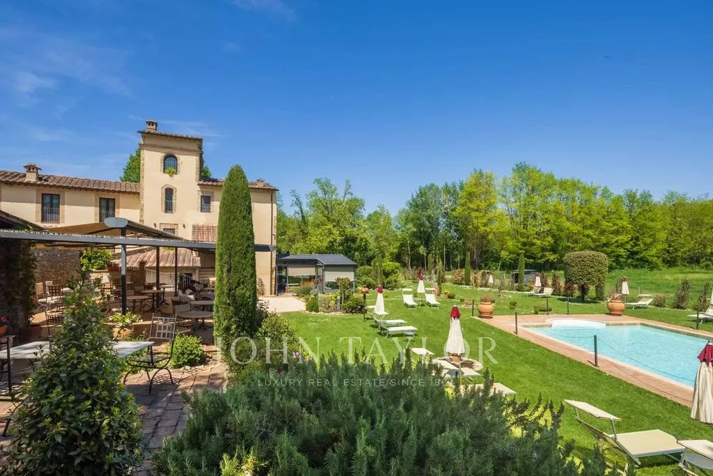 Piscina - Boutique Hotel with Pool in San Gimignano