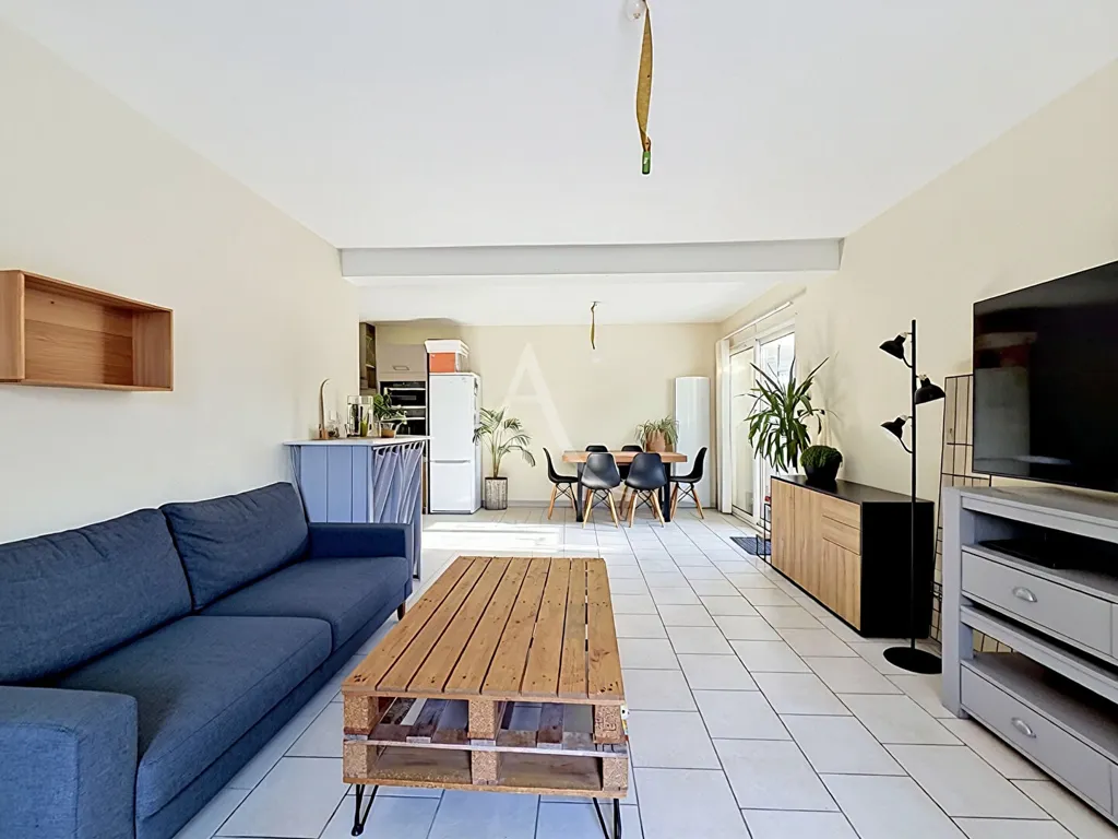 Soggiorno - House with Garden in Brissac-Quincé