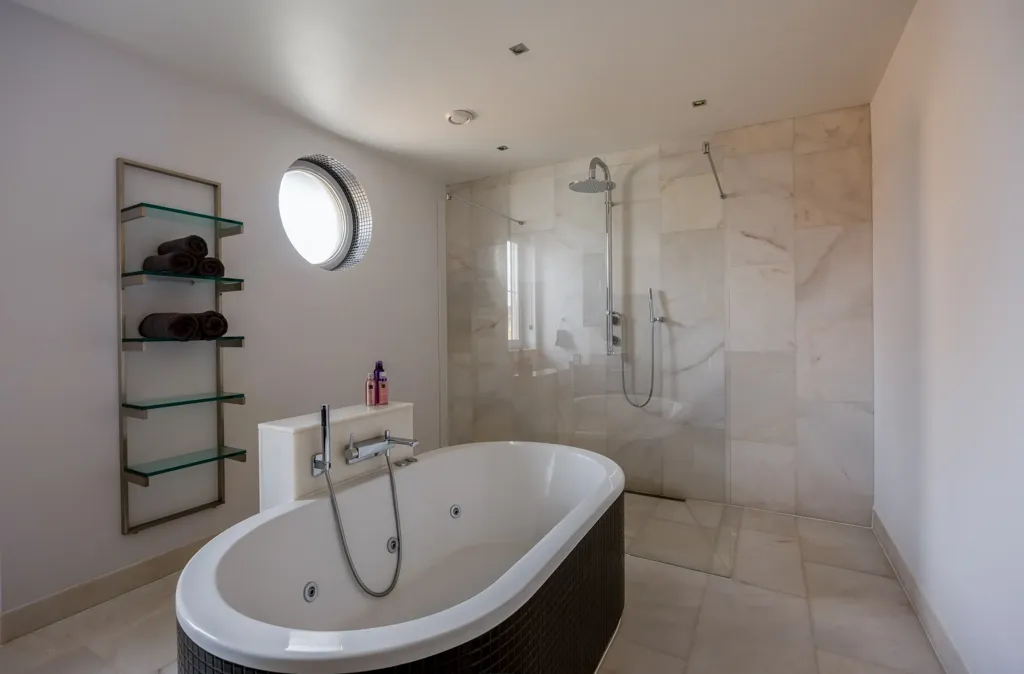 Bagni - Luxury Villa with Pool at Beuningse Plas, Beuningen