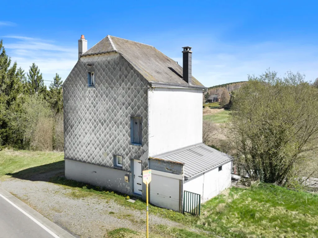 Vista aerea - 2-Bedroom Renovation Project in Léglise