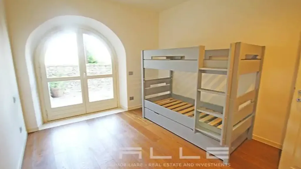 Magamistoad - Panoramic Trilocale with Terraces in Bergamo
