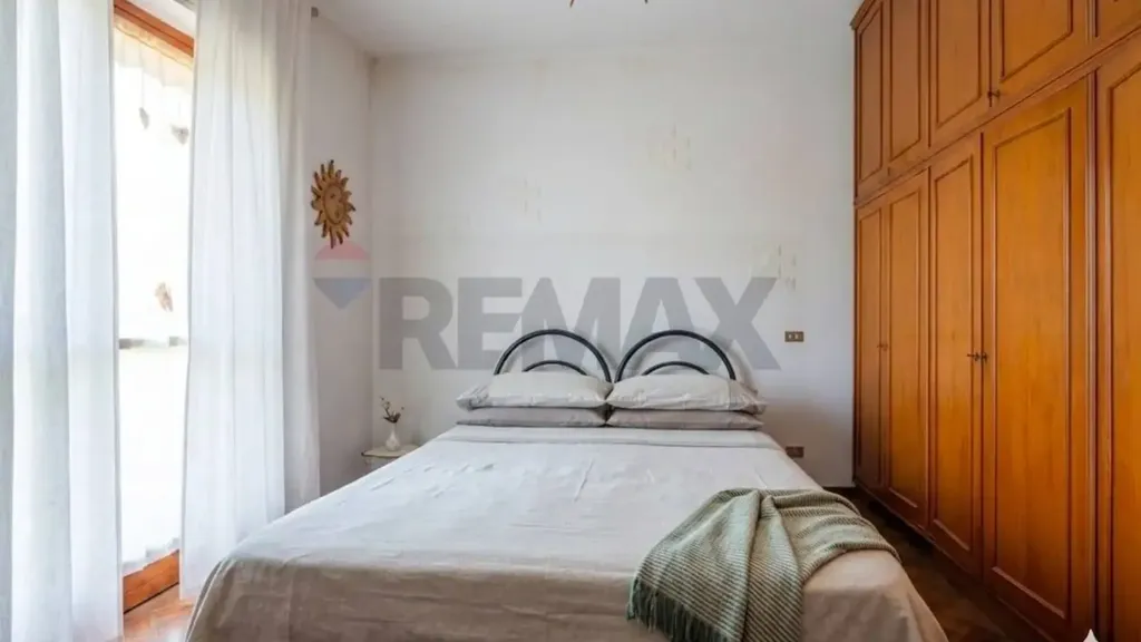 Chambres - Quadrilocale with Balcony in Cagliari
