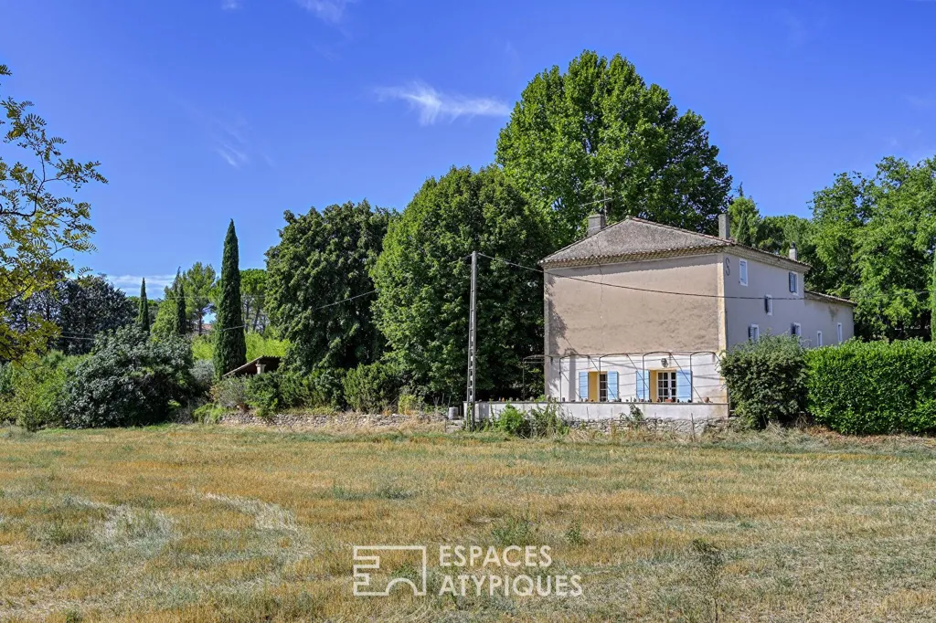 Välivaade - 17th-Century Bastide with Workshop in Luberon