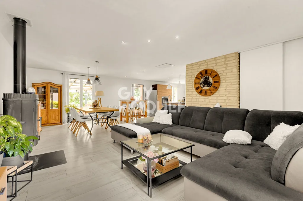Elutuba - Detached House with Pool in Quiet Setting