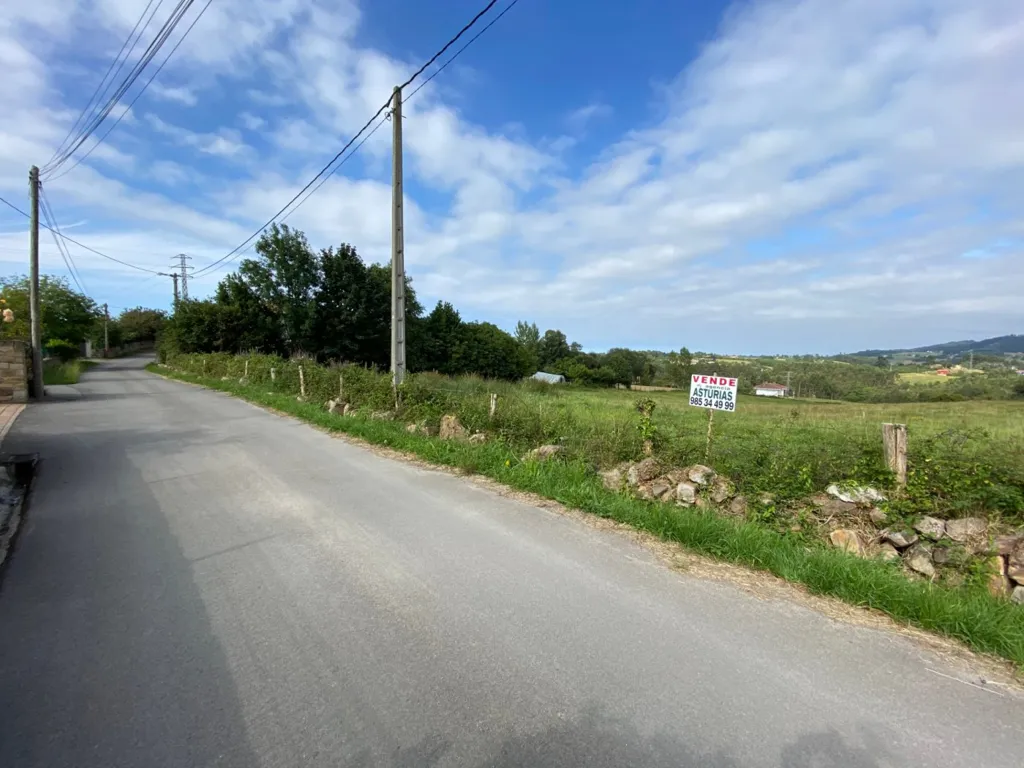 Aed - Plot with 360° Views near Gijón