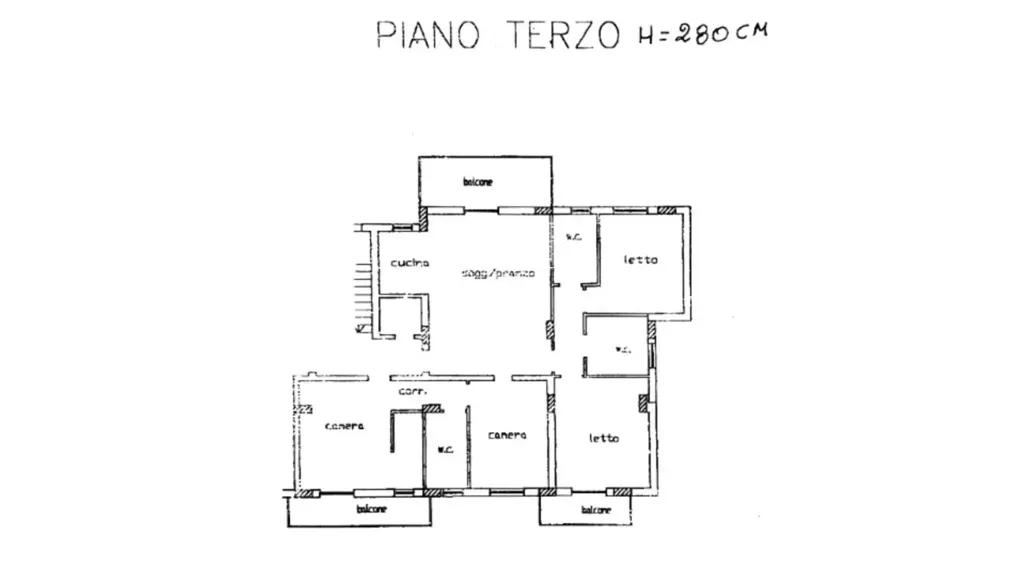 Plaan - Apartment with Two Balconies in Curti