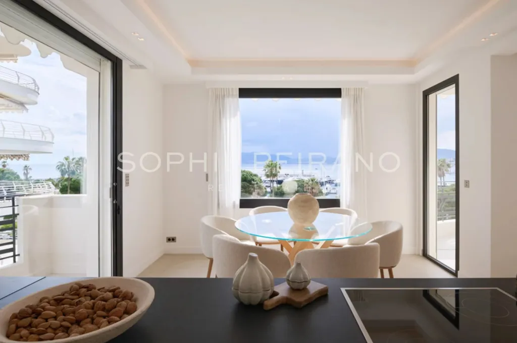 Söögituba - Luxury Sea View Flat in Cannes