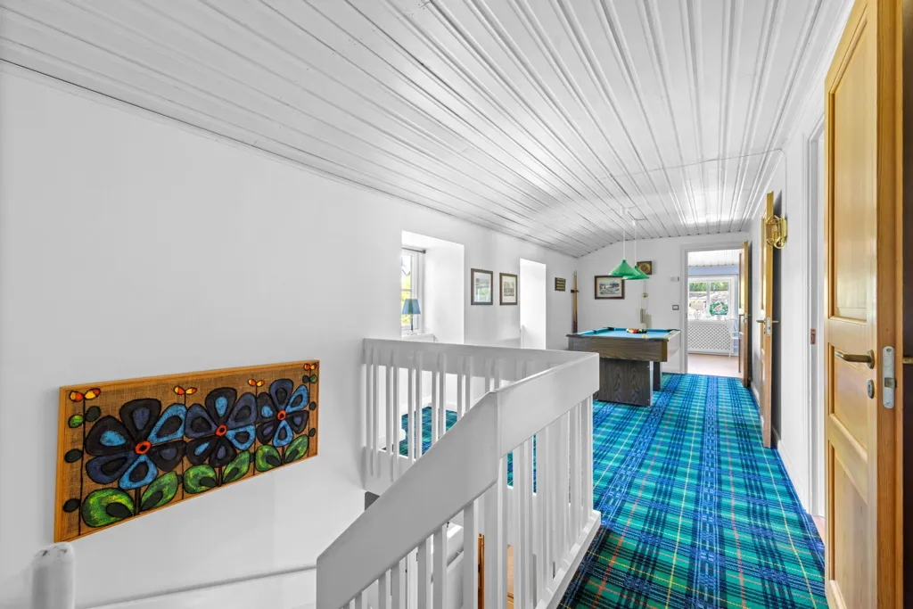 Esik - Charming Villa with Sea View on Fornudden